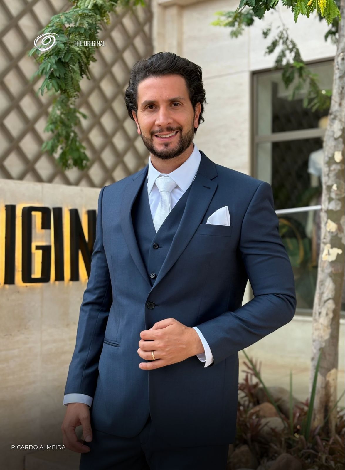 Terno Ricardo Almeida