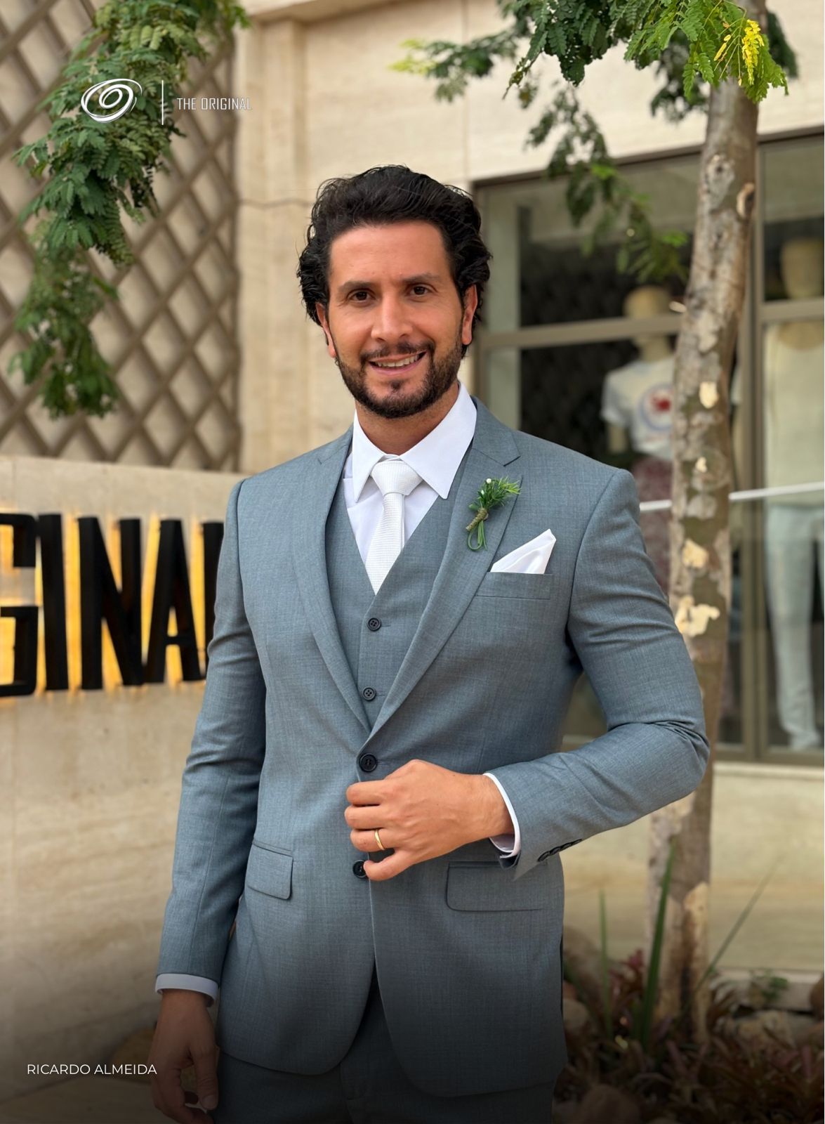 Terno Ricardo Almeida
